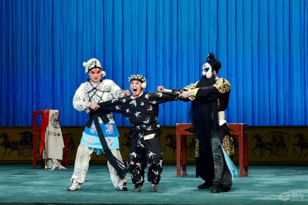河南省京剧艺术中心来津交流演出京剧《三岔口》 剧照