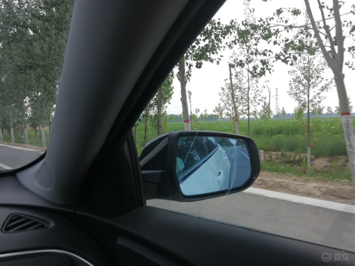 今天开车出去玩真的感觉不爽啊