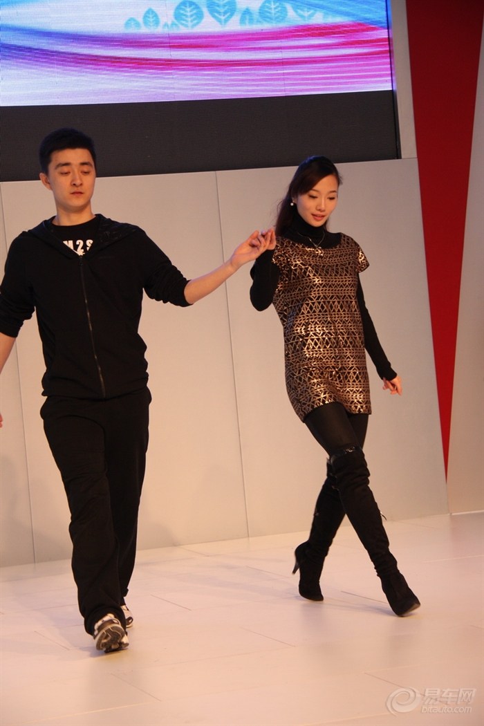 【广州车展探馆】广汽长丰车模展台模特彩排曝光!